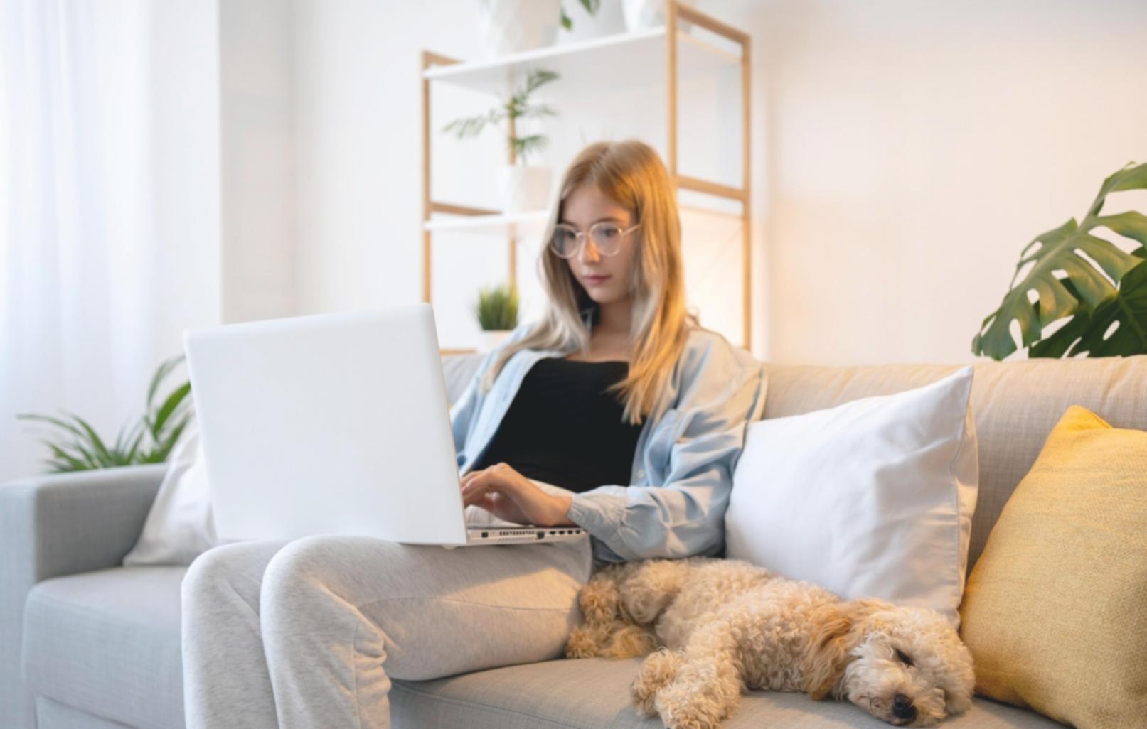 Moderne Arbeitsumgebung für Finanzberatung